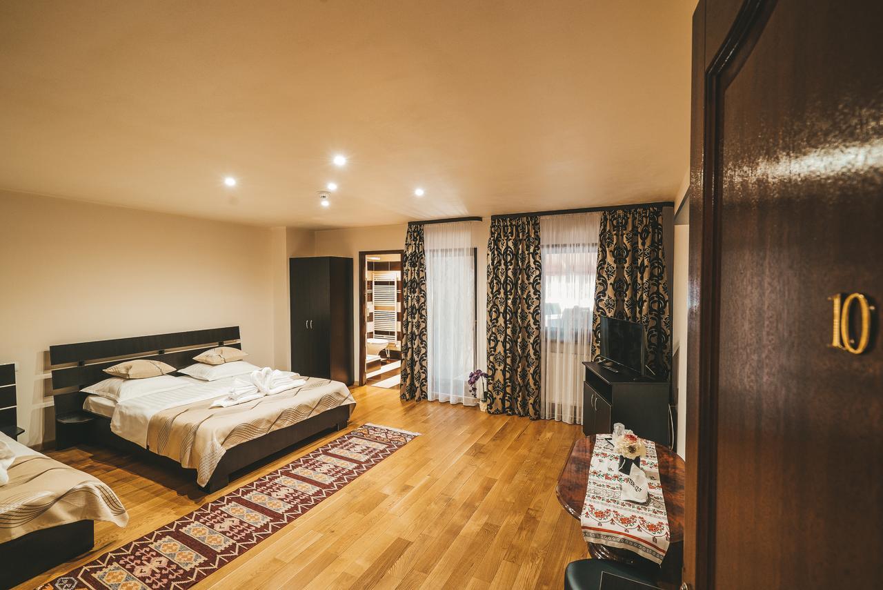 Eco-Tim Appartement Moisei Buitenkant foto