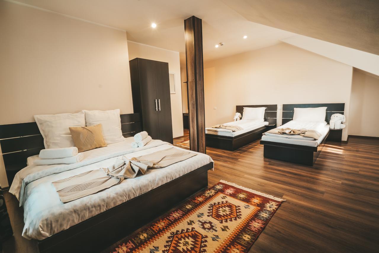 Eco-Tim Appartement Moisei Buitenkant foto